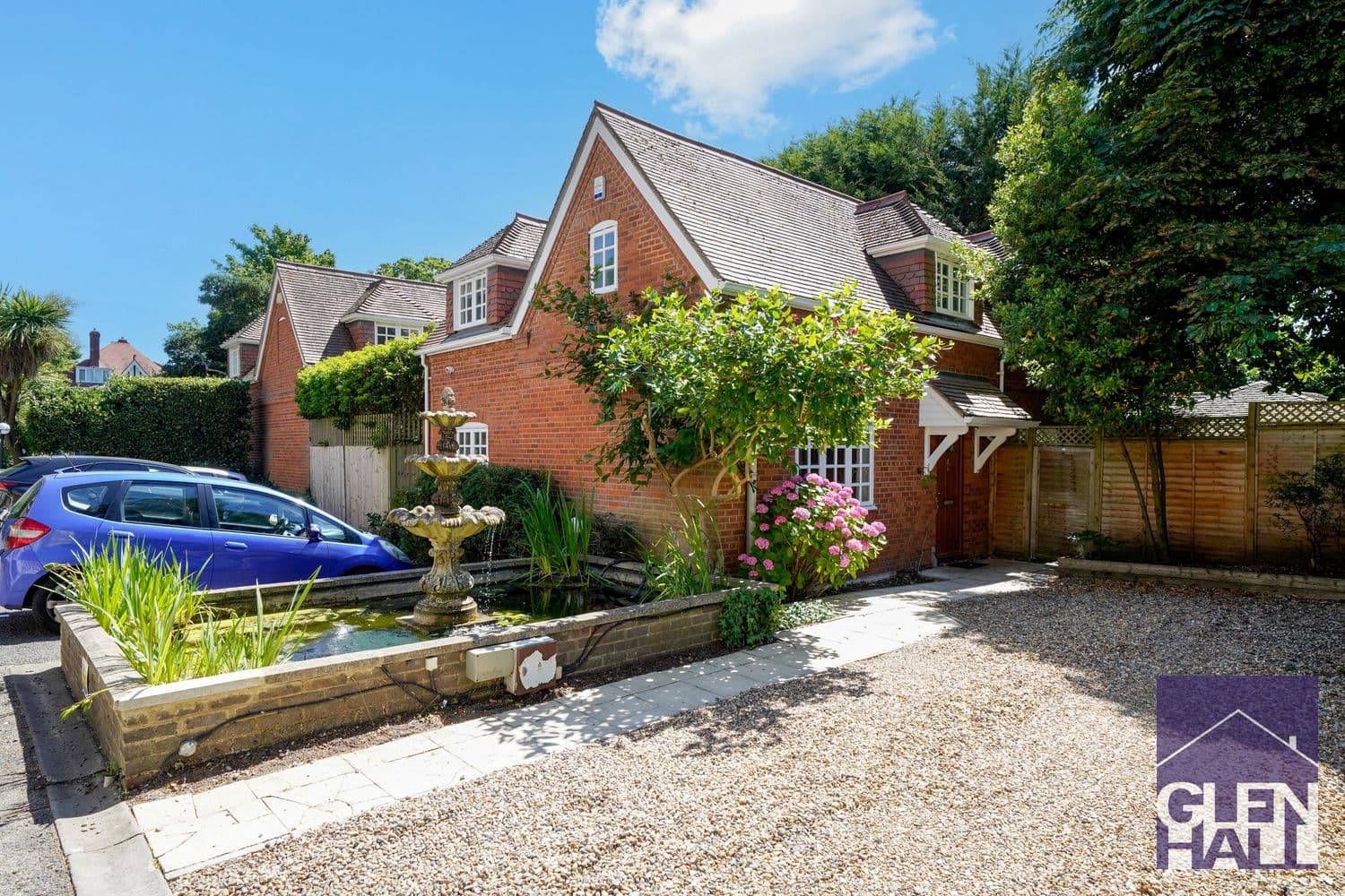 Cannon Hill, London, N14