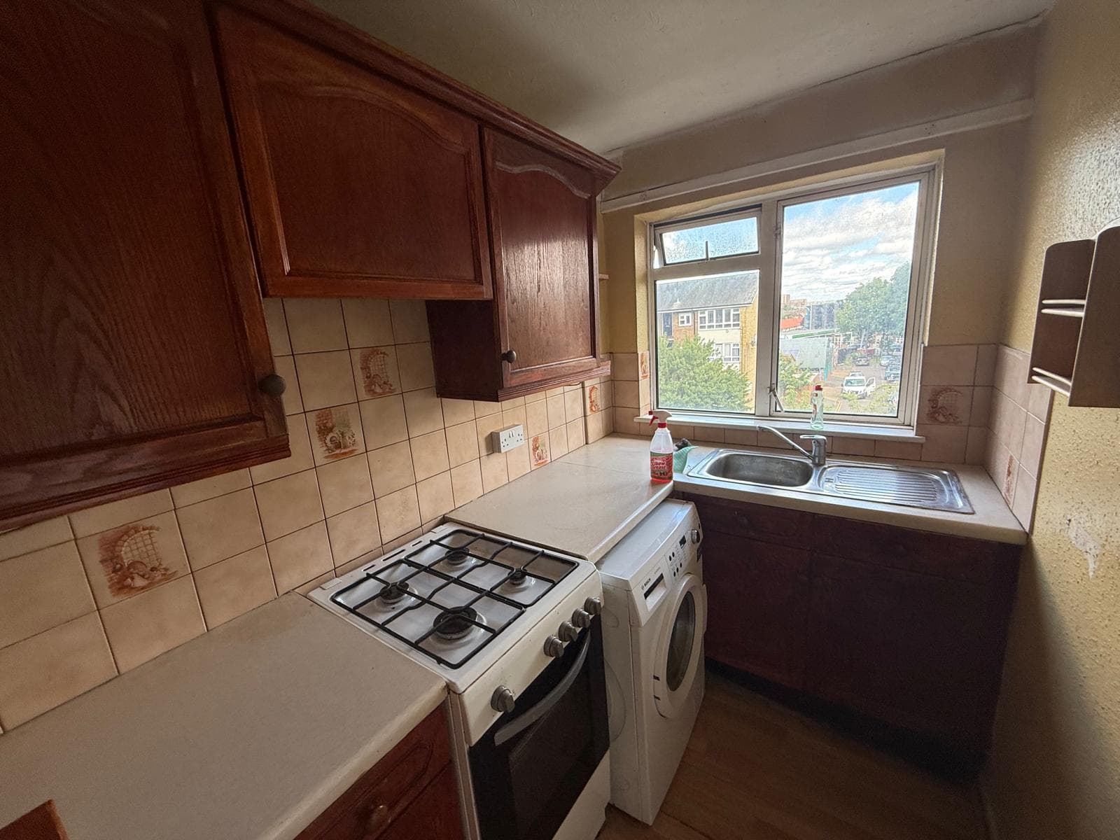 Snells Park, Trinity Court, N18