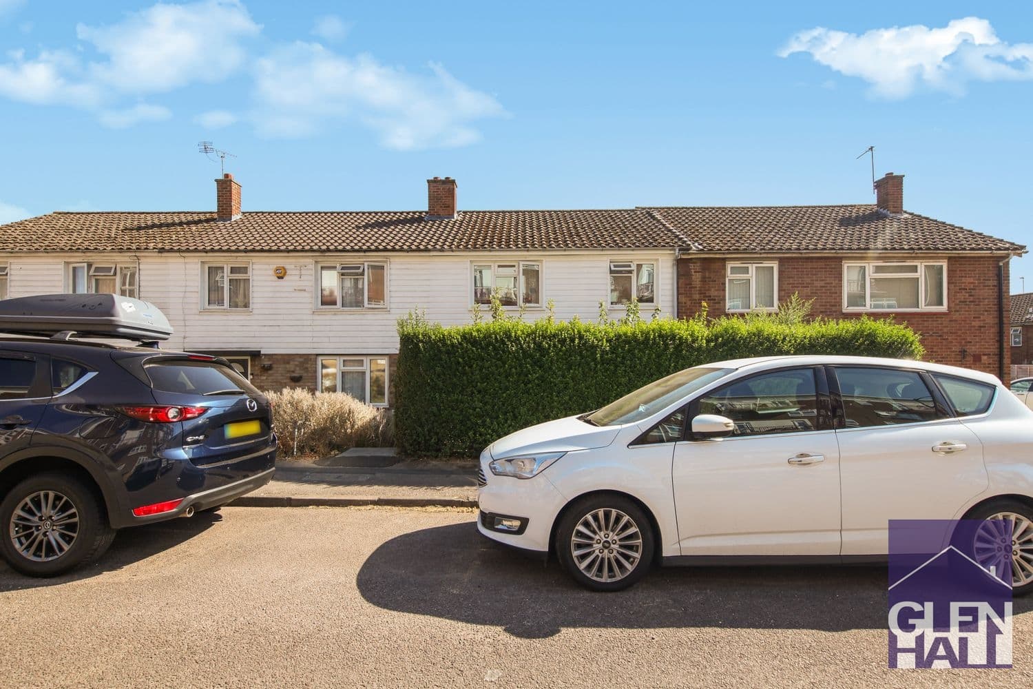 East Crescent, London, N11